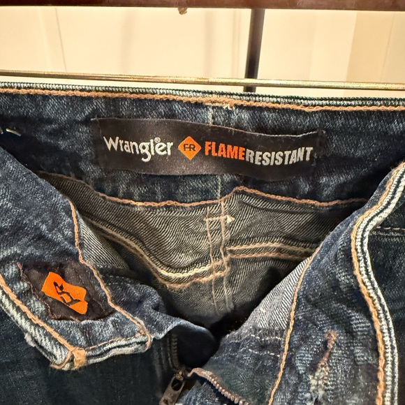 Wrangler Dark Blue Women's Boot Cut Jeans - Picture 2 of 6